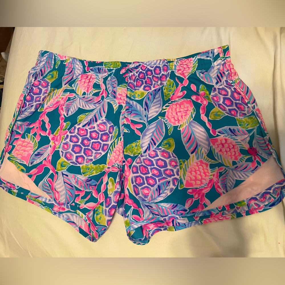 Lilly Pulitzer Luxletic Shorts NWOT